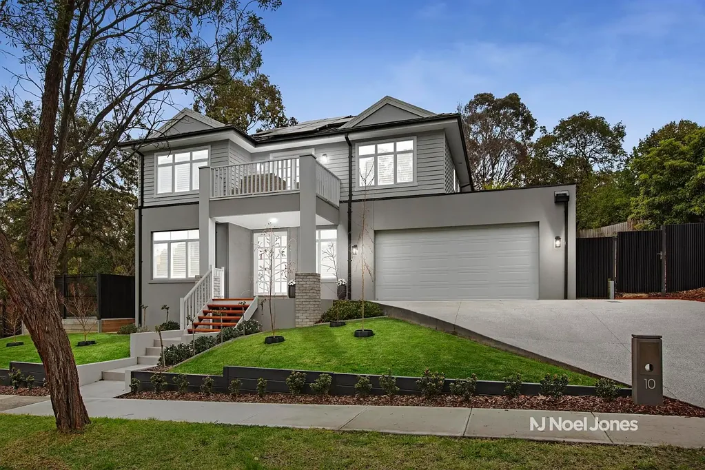Mitcham 4 Bedroom Parkside Prestige