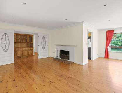 11 Riversdale Avenue, Burradoo, NSW 2576, 6 Bedrooms, 3 Bathrooms, House