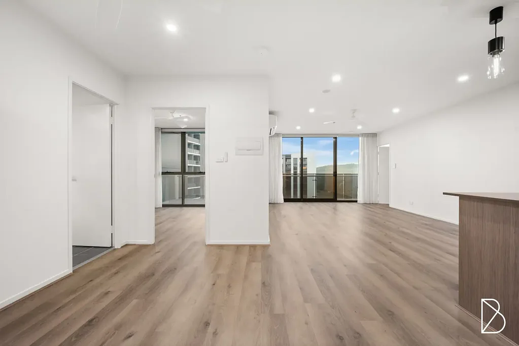 Top floor apartment, offering a sumptuous lifestyle.