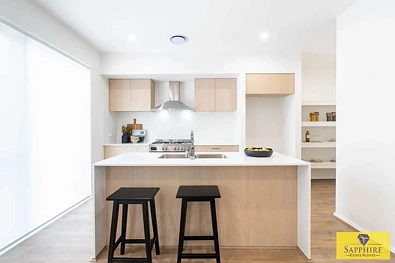 地址保密, Oran Park, NSW 2570, 3房, 2浴, House