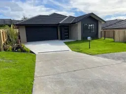 24 Rongomai Street, Helensville