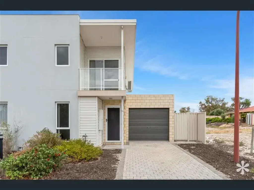 Canning Vale 2 Slaapkamer 2 Bed, 2 bath Canning Vale Townhouse - Ideal for first home buyers or investors