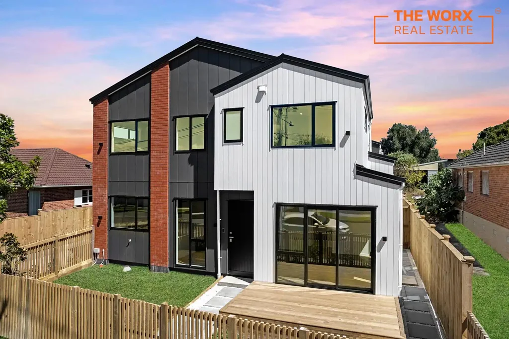 Onehunga 4房  Standalone Luxury With Extra Parking