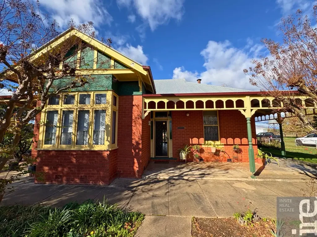 Spacious Farm Style Living in Sought-After Milawa!