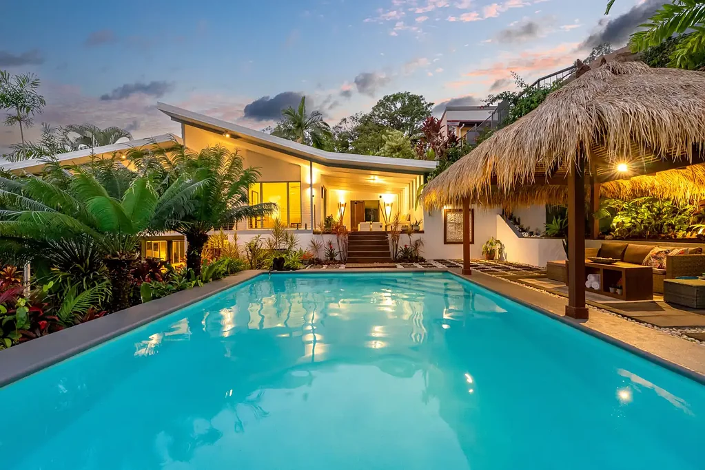 Brinsmead 4Kwarto Private Tropical Resort-Style Living