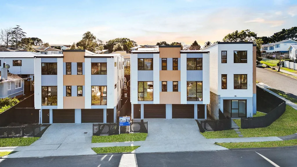 Manurewa 3部屋 Spacious Design-Living with Coastal Views!