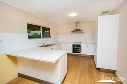 8 Philip Lane, Mount Isa