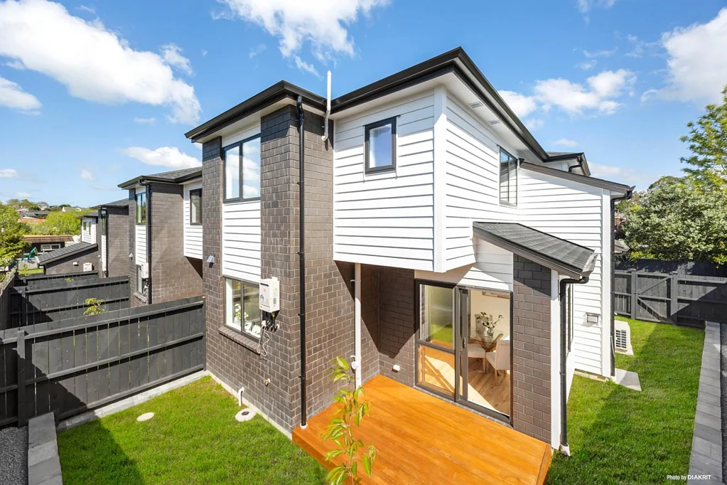 Botany Downs 3ห้องนอน Contemporary Family Living in Botany Downs