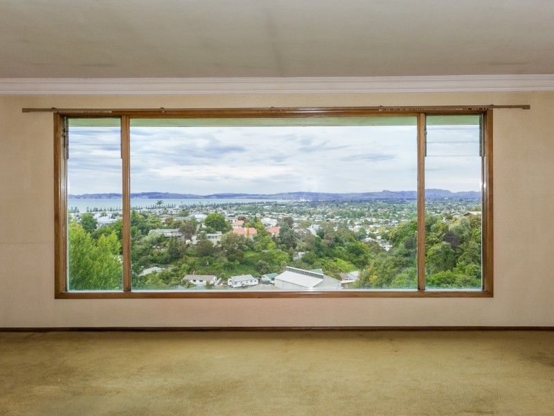 54 Napier Terrace, Hospital Hill, Napier, 4 Bedrooms, 2 Bathrooms