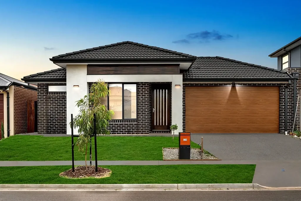 Modern Family Comfort in a Quiet Location!