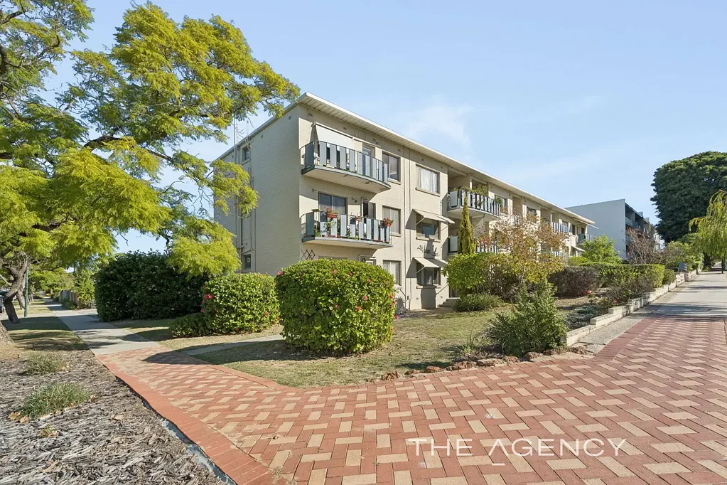South Perth 1ห้องนอน Put Your Stamp On it ... Without The Stamp Duty!