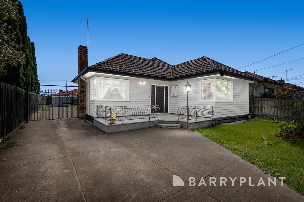 15 Dendy Street, Sunshine North, VIC 3020