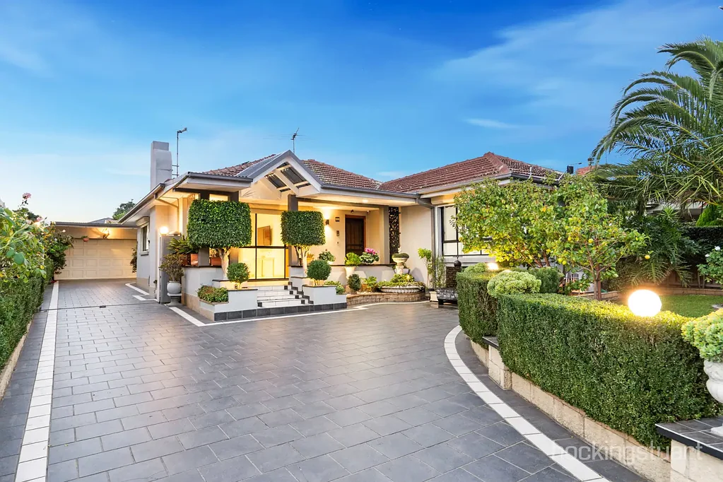 Fawkner 3غرفة نوم AUCTION THIS SATURDAY 21ST JUNE AT 10:00AM