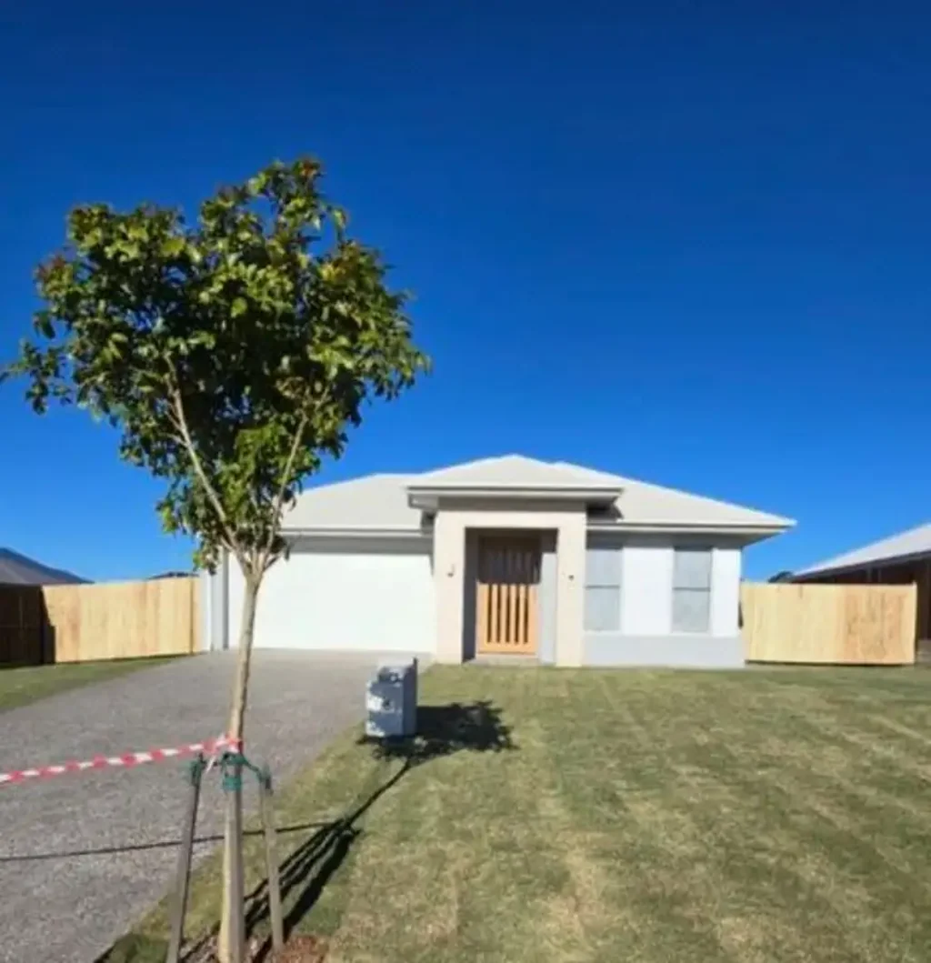 Brand New with Ducted Air & 2 living areas….Apply today !!