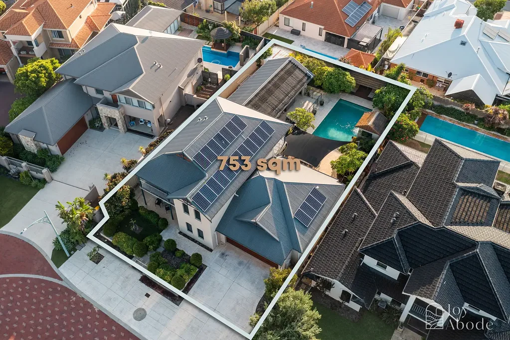 6 Whitewater Lookout, Iluka, WA 6028