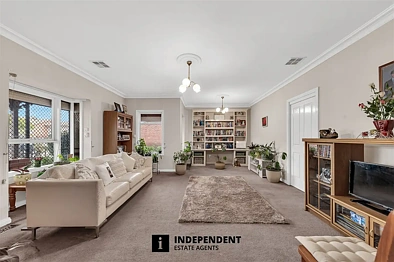 118 LAWLESS DRIVE, Cranbourne North, VIC 3977, 4房, 3浴, House