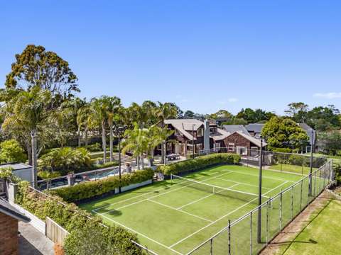 Saint Johns 4房  The golf and racquet challenge