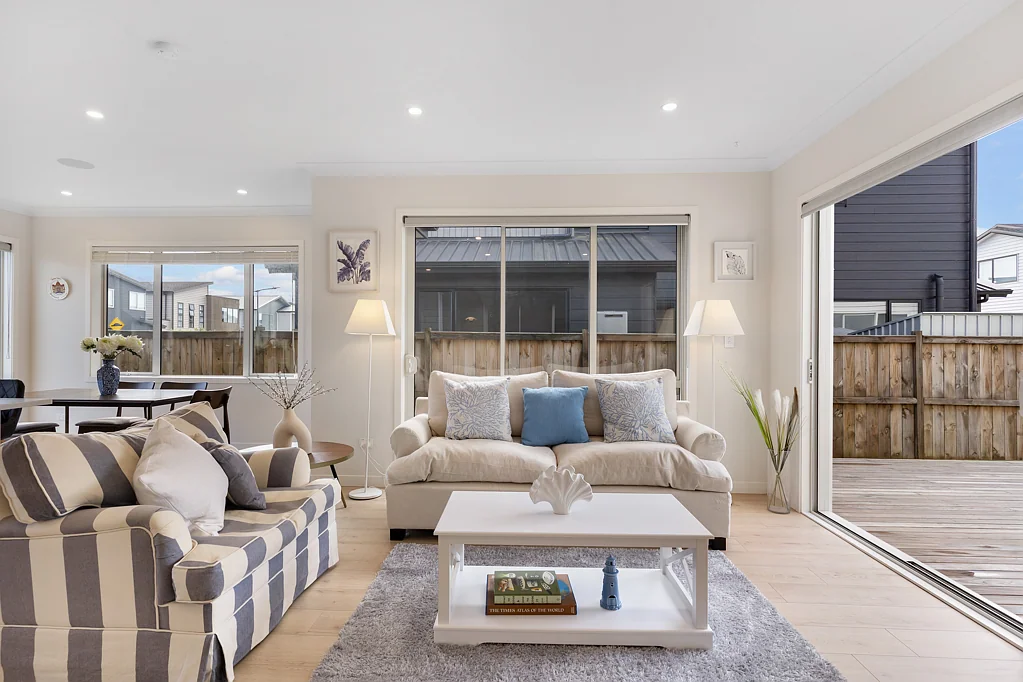 11 Toanui Road, Hobsonville, Waitakere City, Auckland