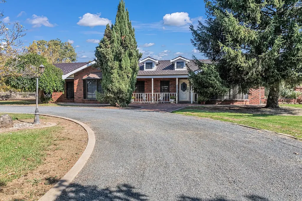 Kyabram 3 Bedroom Stunning Family Home, Rural Outlook