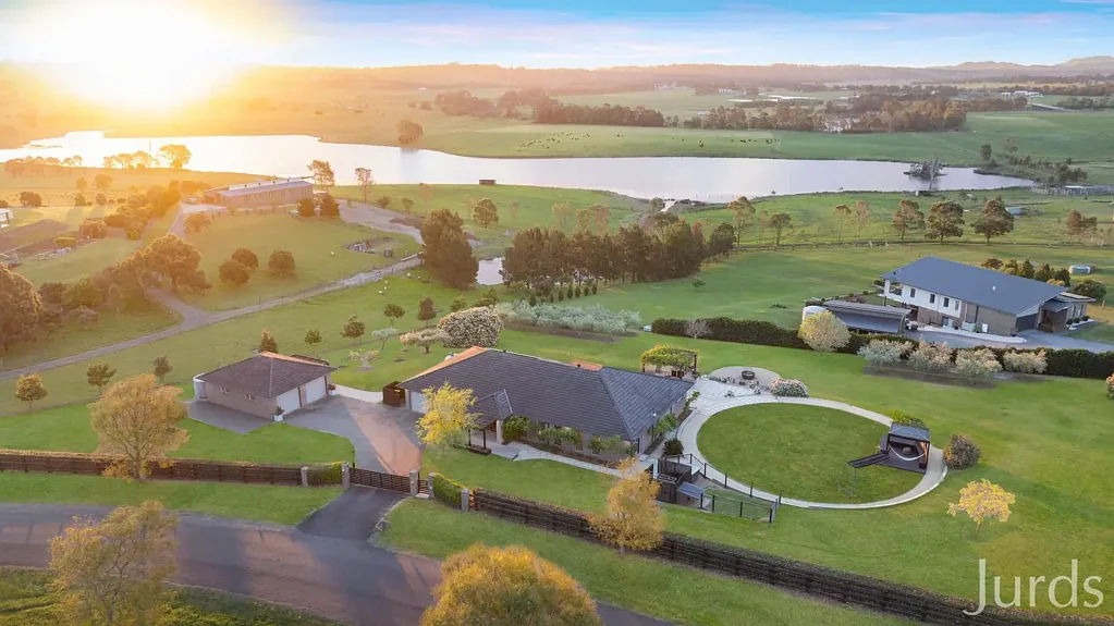 Lochinvar 6ห้องนอน A Lifestyle to Love in Lochinvar