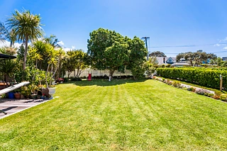 7 Brighton Terrace, Mairangi Bay, North Shore City