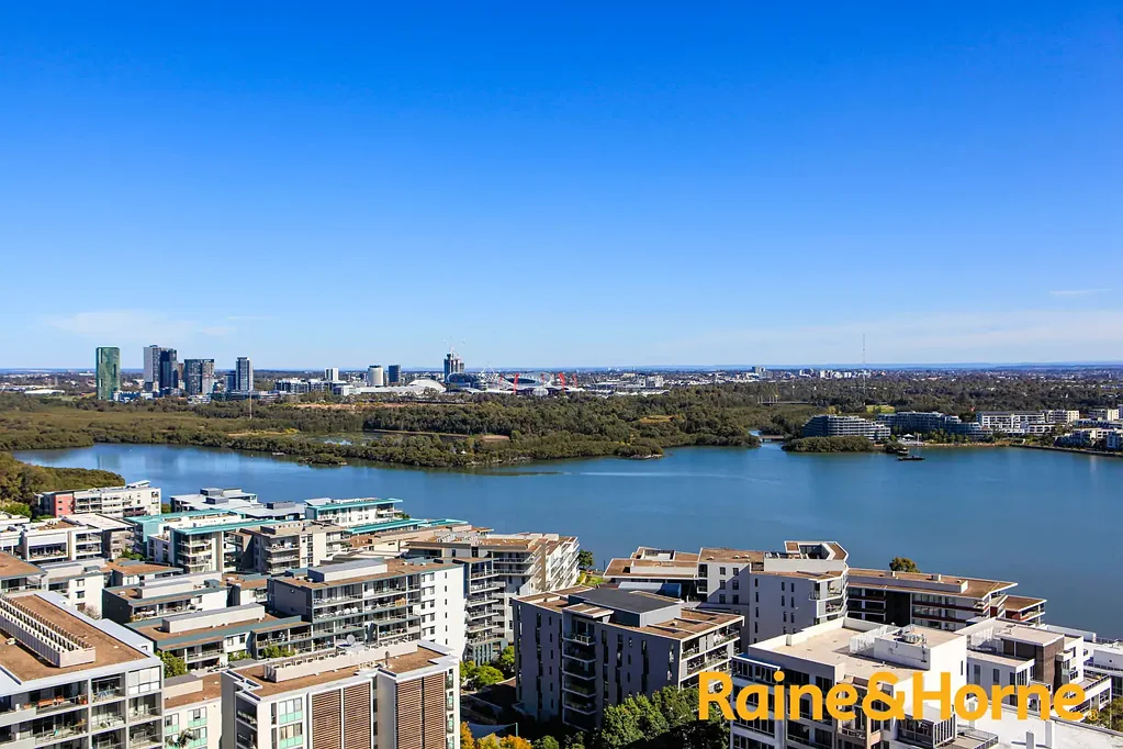 Rhodes 1房 核心地段海景豪宅  高层视野开阔  优雅木地板  现代化厨房  豪华套间  安全便捷设施齐  低管理费无忧住 Luxurious One Bedroom Apartment In The Heart of Rhodes With Waterview