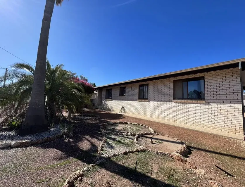 5 Nettleton Drive, Lightning Ridge, NSW 2834, 3房, 2浴, House