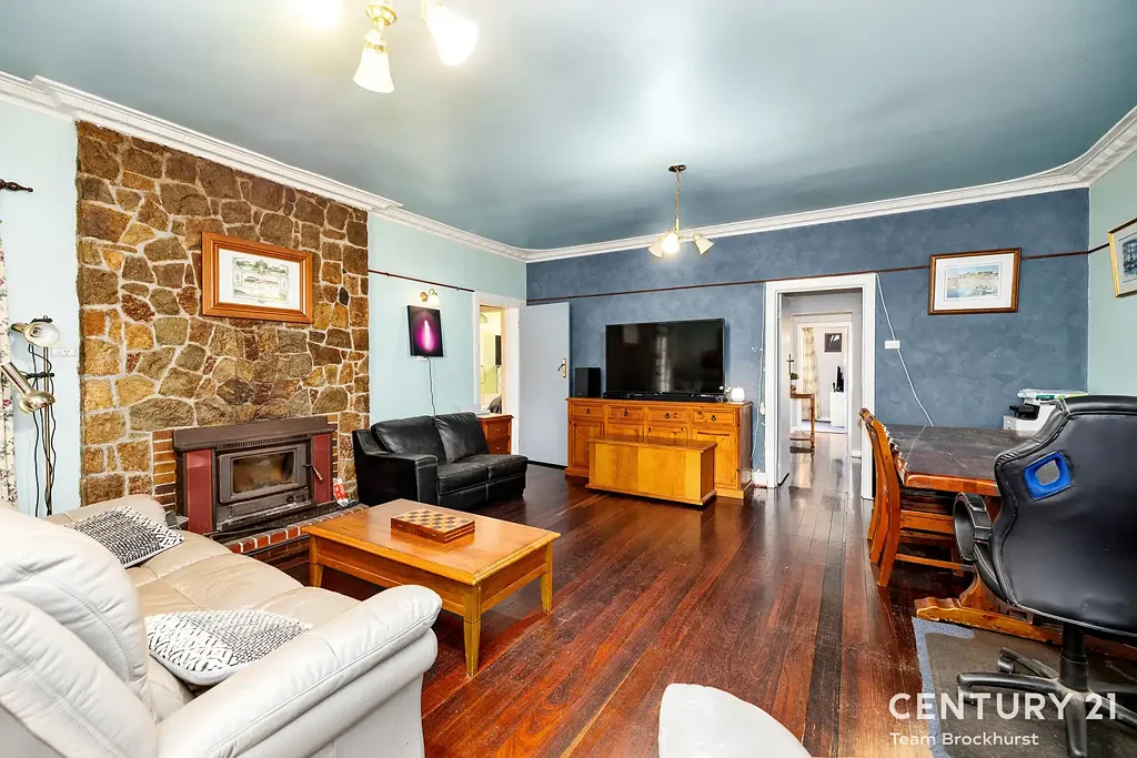Narrogin 4 Slaapkamer PLENTY OF SCOPE TO MAKE IT YOURS