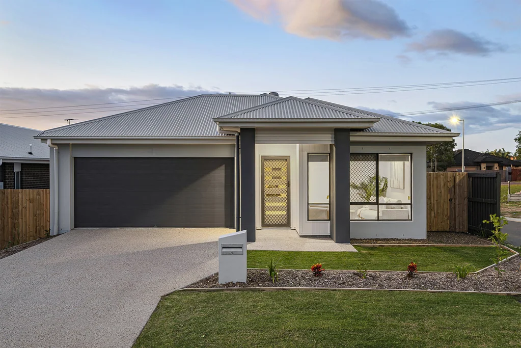 1 Fariha Way, Park Ridge, QLD 4125