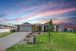 47 Honeyman Drive, Orange