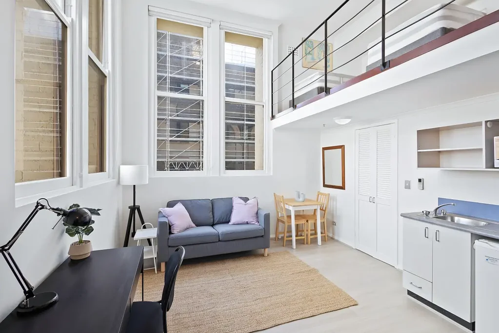 Newly Renovated Large Loft – Twin Share