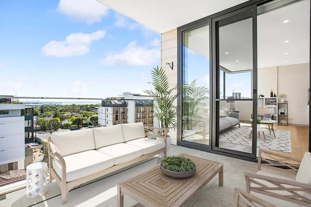 Caringbah 1ਬੈੱਡਰੂਮ Effortless Modern Living with Sweeping City & Water Views