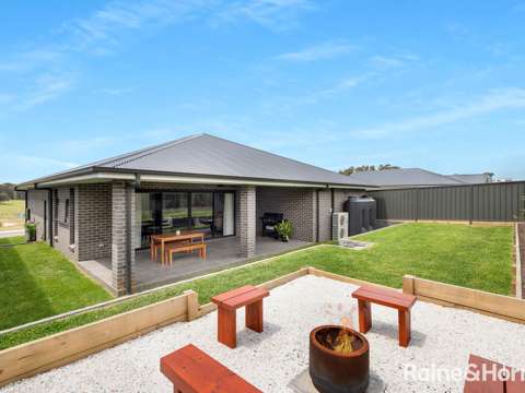 Badagarang 4 Bedroom Wow on Wirraway!