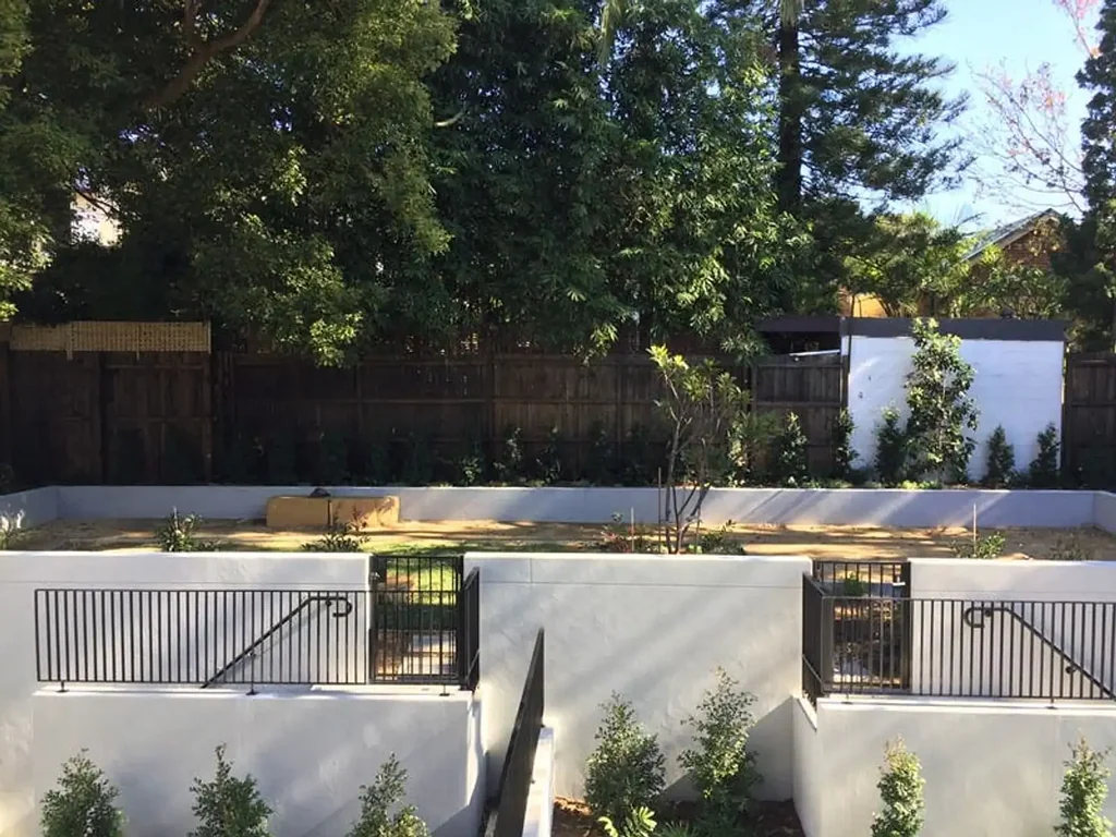 MODERN, QUALITY 2 BEDROOM, 2 BATHROOM, 2 PARKING SECURITY APARTMENT