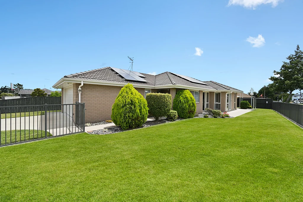 2 Astor Avenue, Dinsdale, Hamilton, Waikato