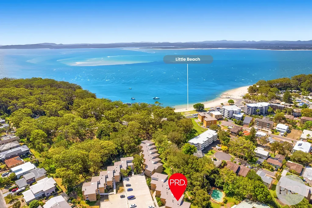 Nelson Bay 3房  Leafy Coastal Living with Spacious Interiors in a Peaceful Nelson Bay Setting