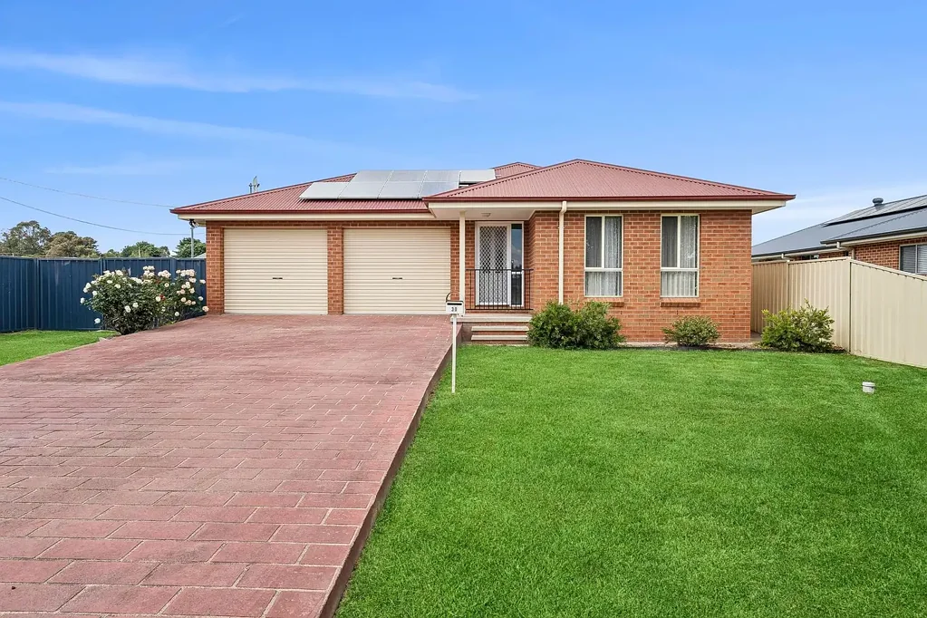 30 North Street, Crookwell, NSW 2583