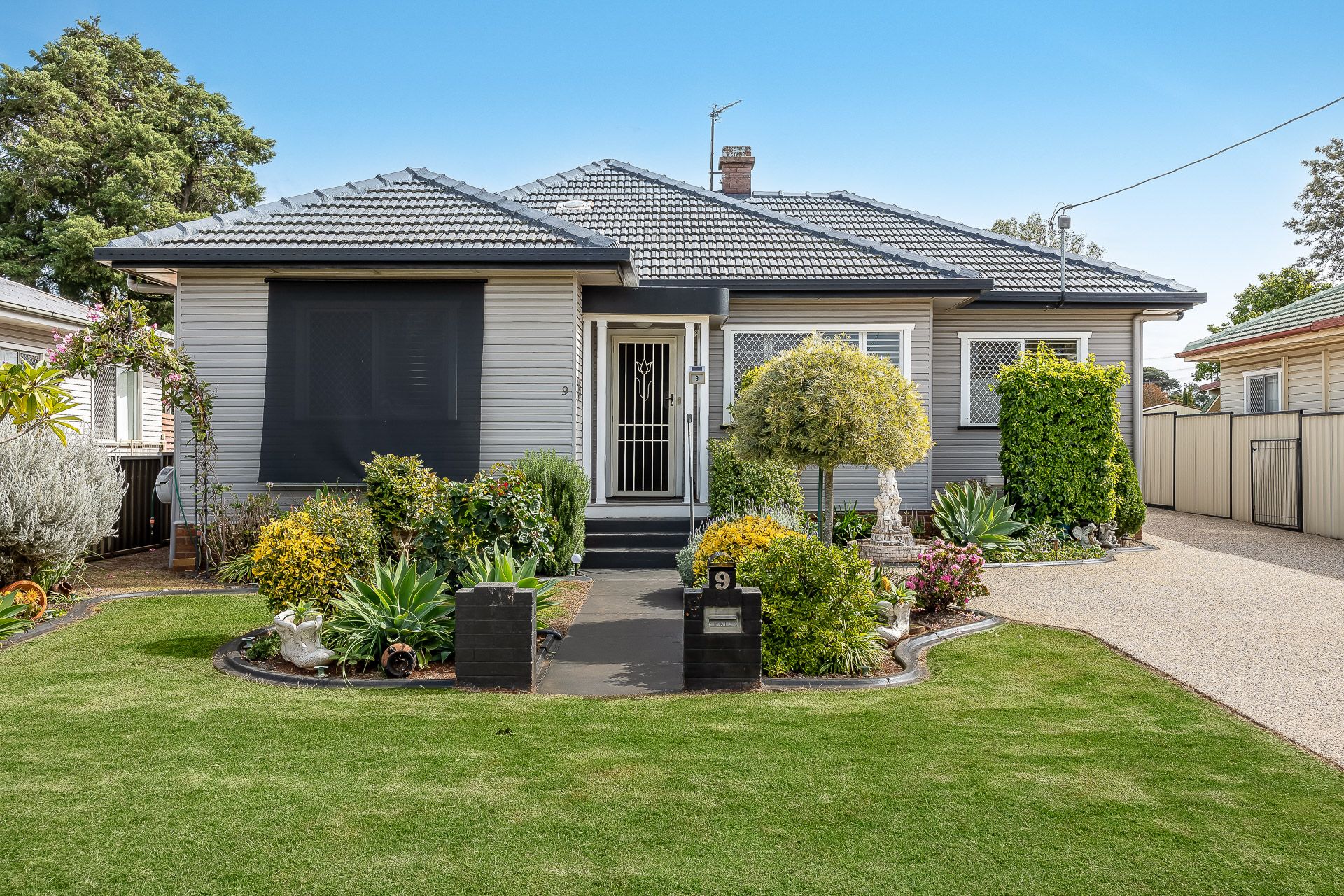 9 ROSINA ST, NEWTOWN QLD 4350, 0房, 0浴, House