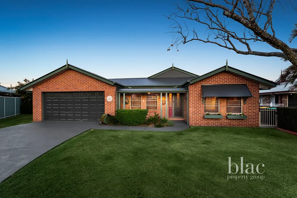 Burpengary 4Kwarto Space, Side Access and Character in the Heart of Burpengary