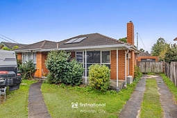 132 Watsons Road, Glen Waverley