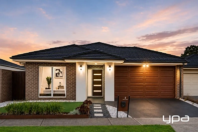Point Cook 4બેડરૂમ Modern East-Facing Family Home in Prestigious Kingsford Estate !!