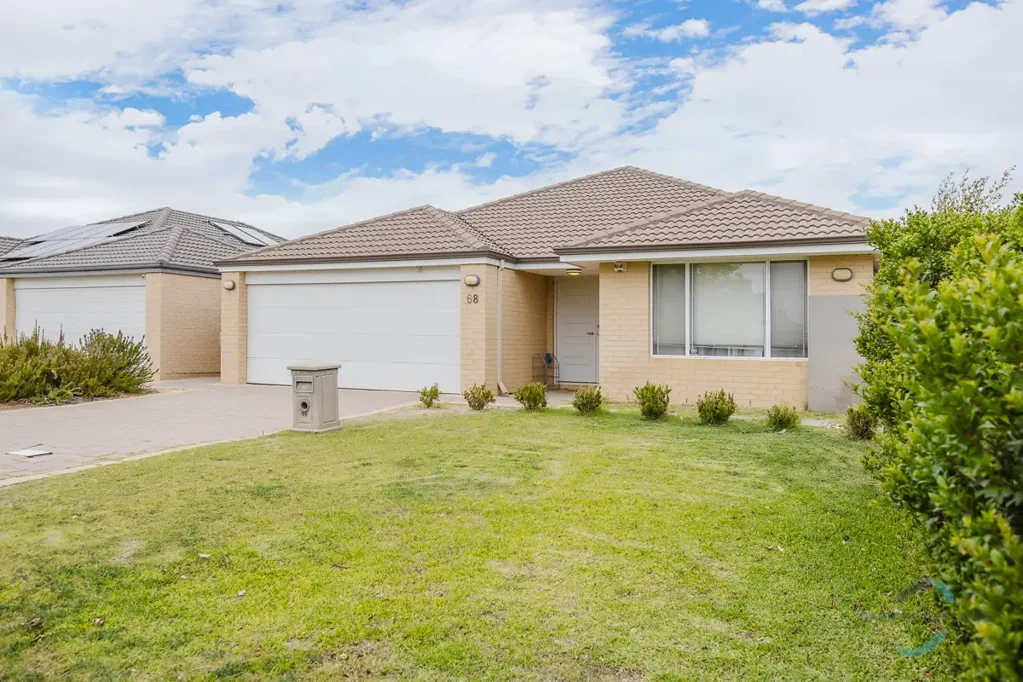 68 Leschenault Loop, Banksia Grove, WA 6031