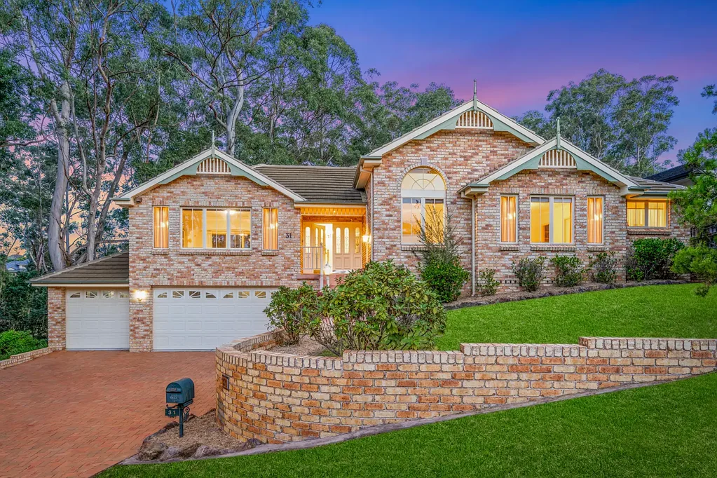 West Pennant Hills 5ਬੈੱਡਰੂਮ Privacy, prestige and position in Murray Farm Public zone