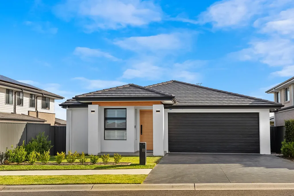 11 Andromeda Parkway, Box Hill, NSW 2765