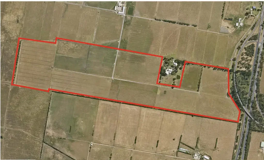 Lang Lang RURAL EXCELLENCE WITH PREMIUM HIGHWAY PRESENCE