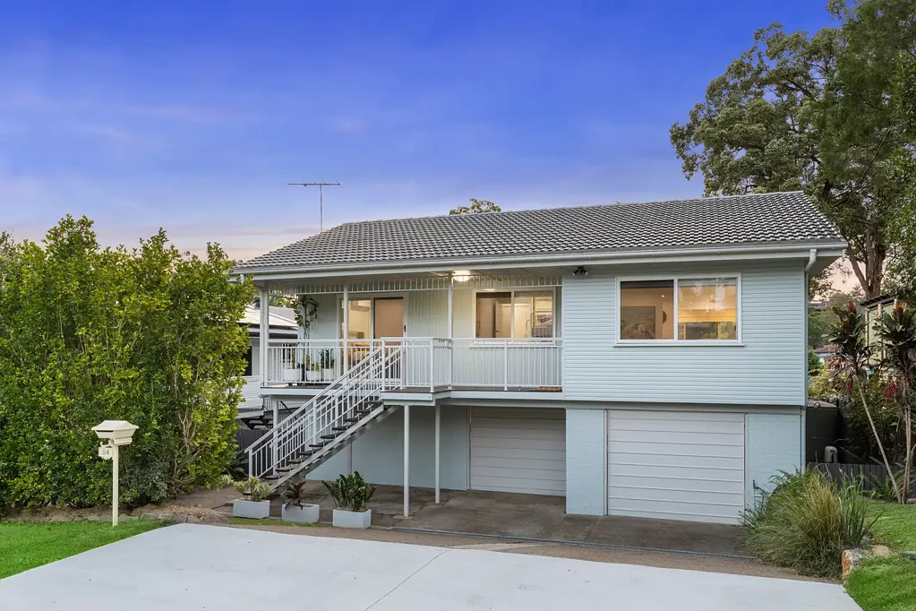 Everton Hills 3Moenga Elevated Family Living with Space and Lifestyle Appeal