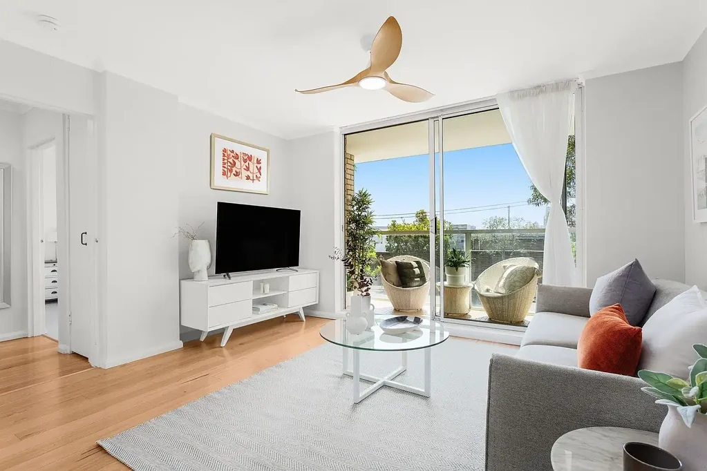 Stylish, Parkside Designer Apartment