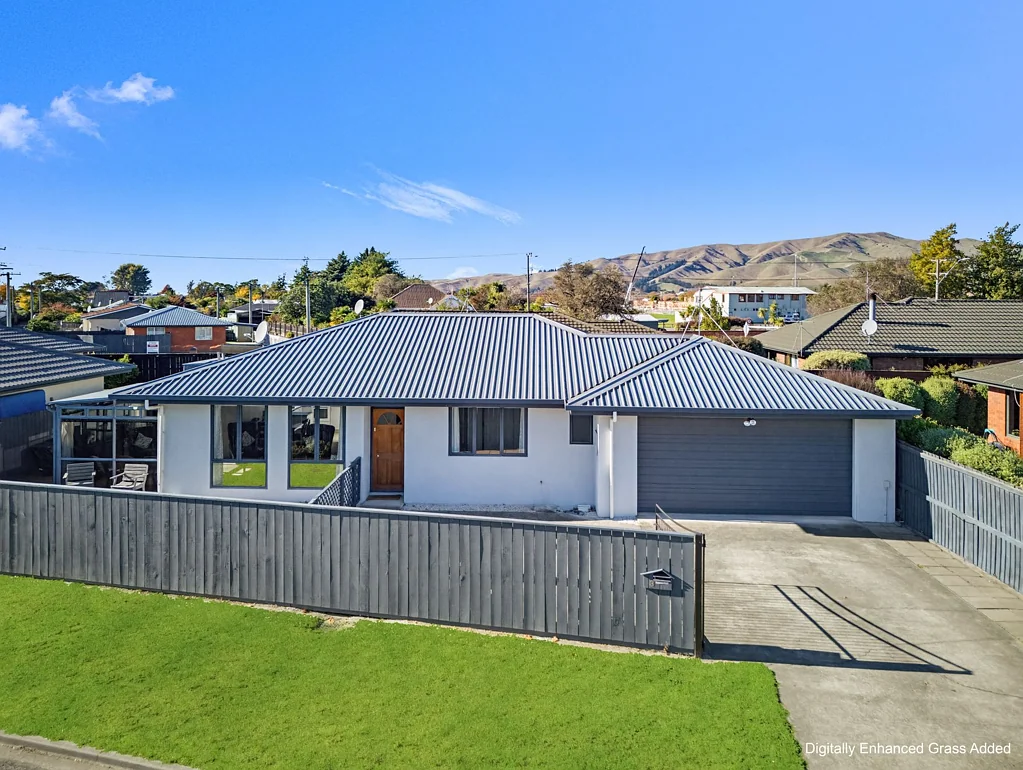 Redwoodtown 3房  Bright, Bold & Ready to Be Sold