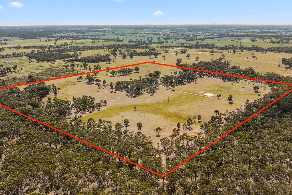 Murchison Perfect Hobby Farm or Weekend Retreat