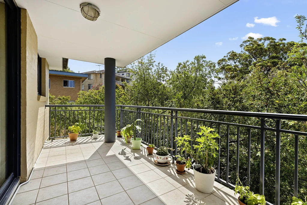 21/20 Mooramba Road, Dee Why, NSW 2099